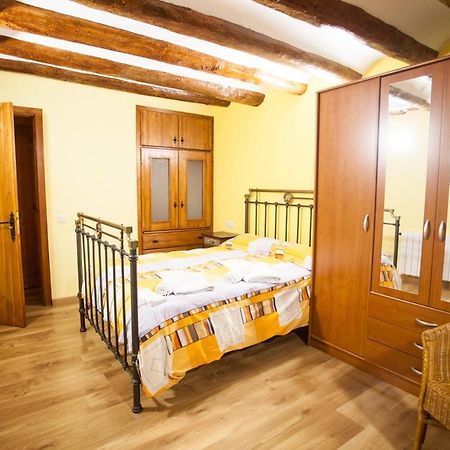 Casa Carranclanc Apartment Peñarroya de Tastavins Екстериор снимка