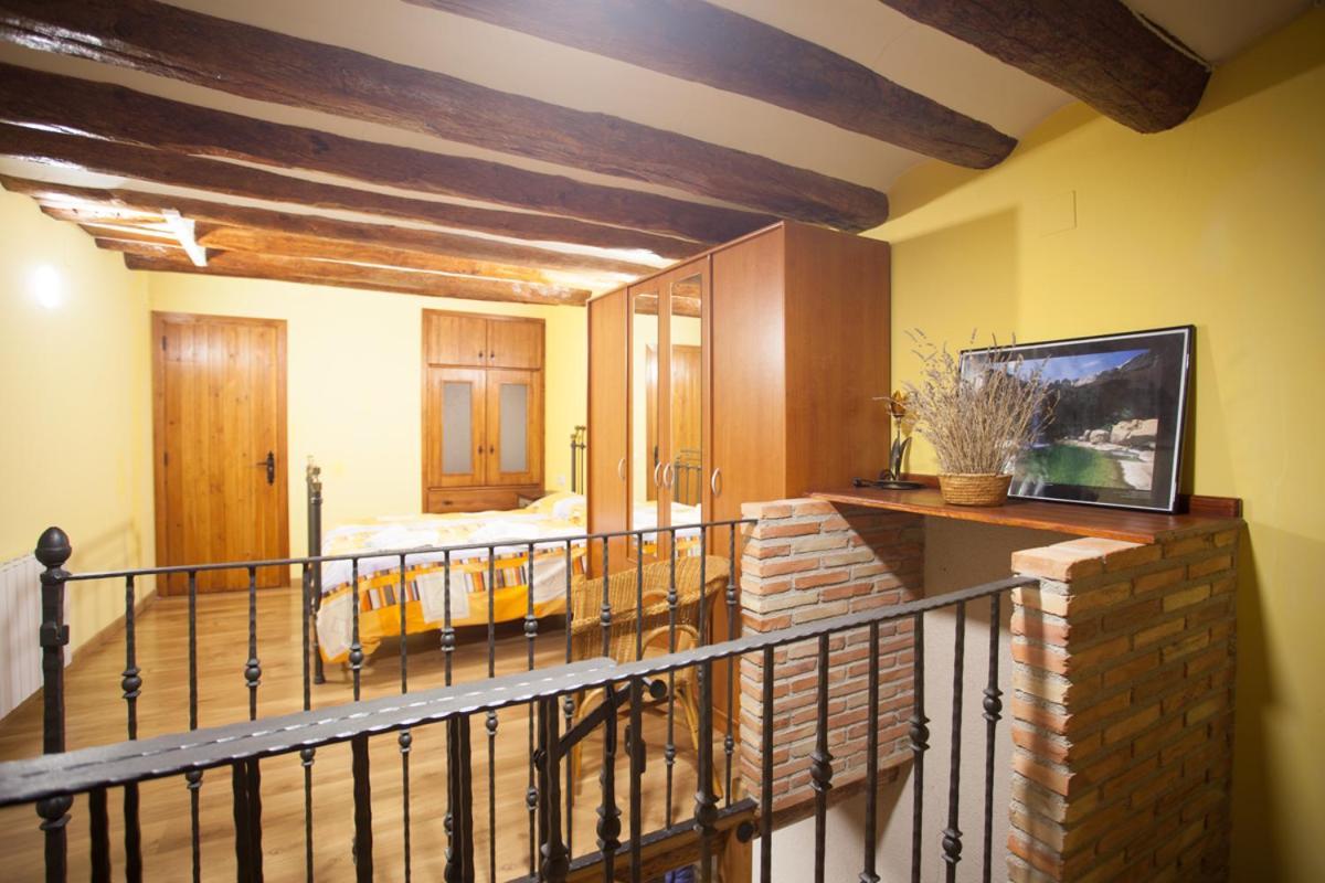 Casa Carranclanc Apartment Peñarroya de Tastavins Екстериор снимка